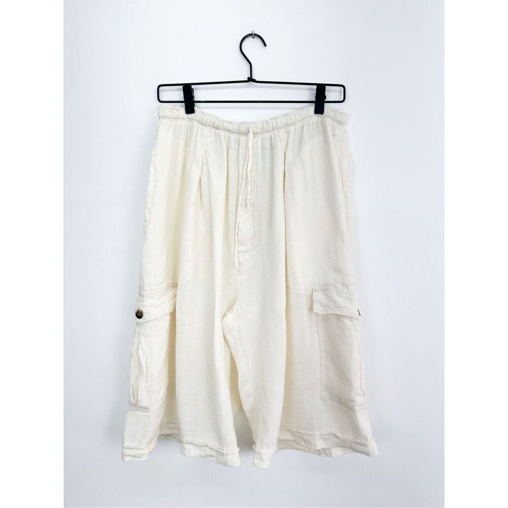 La Bottega di Brunella Women’s Cream Off White Linen Cargo Short